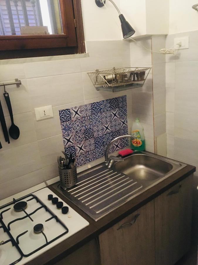 Around Cassaro Holiday House ปาแลร์โม ภายนอก รูปภาพ